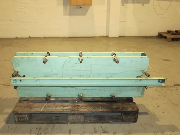 Image 3 of 4 - APV - N35