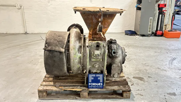 Image 2 of 9 - BBC - VTR251-2N