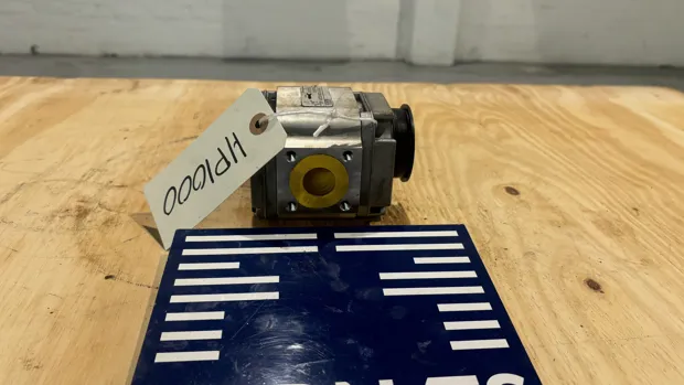 Image 3 of 8 - HP1000