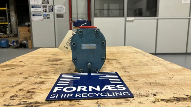 Image 2 of 9 - SPX - T38-3NL