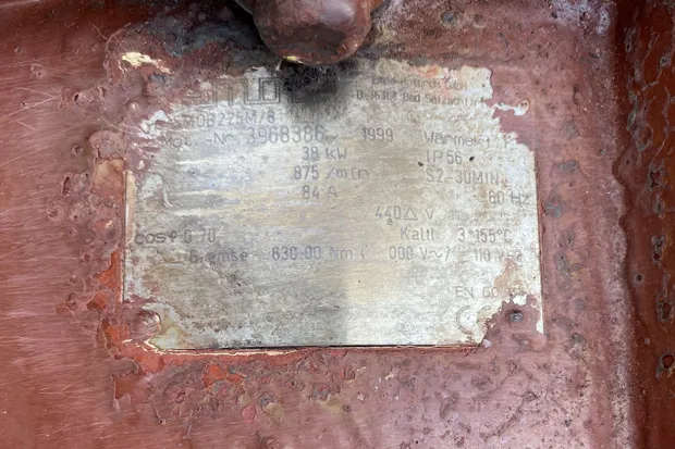 Image 9 of 11 - Anchor winch