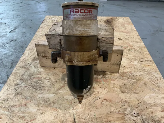 Image 3 of 5 - Parker racor - 900FG