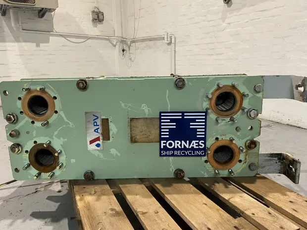 Image 1 of 6 - APV - N25