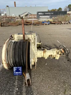 Small winch