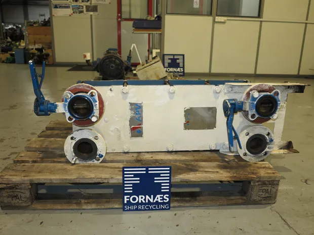 Image 1 of 6 - APV - H17