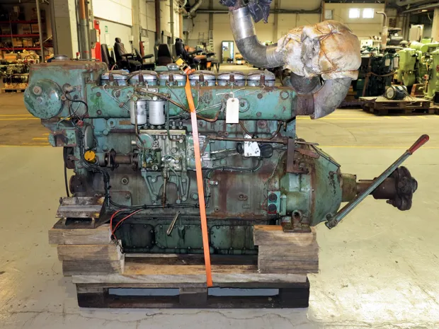 Image 3 of 5 - Volvo - MD 100A