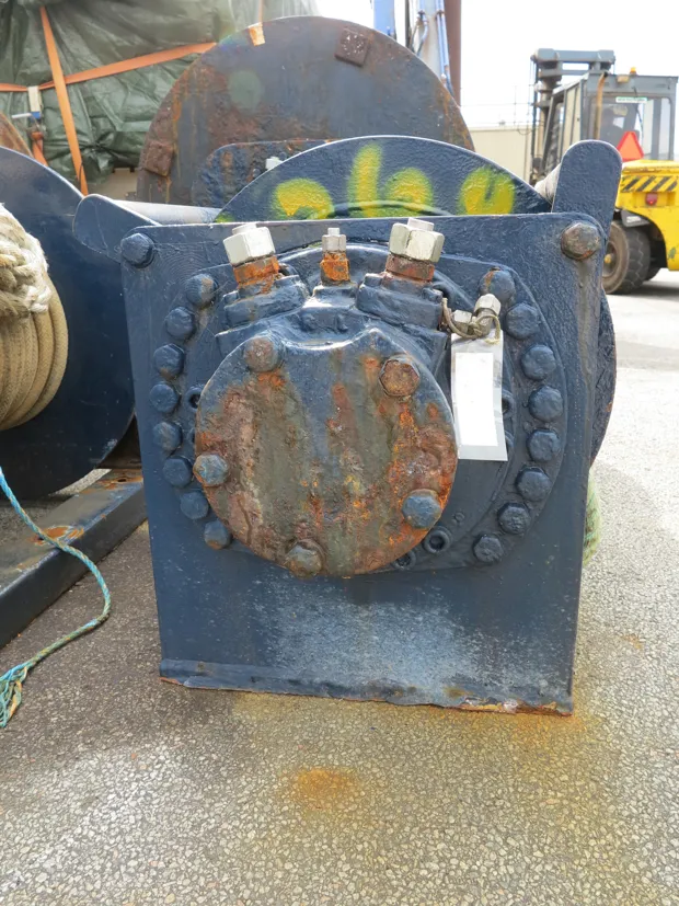 Image 2 of 5 - Tackle winch