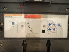 Merlin Gerin  -  Compact