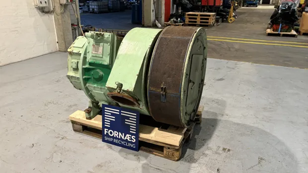 Image 7 of 10 - ABB - VTR304P11