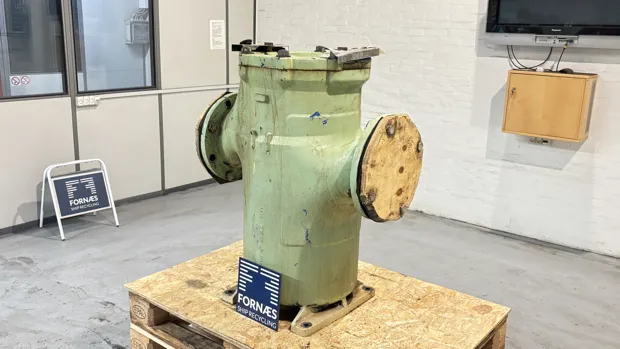 Image 2 of 8 - Boll&Kirch - 1.03.2.420.500 DN200