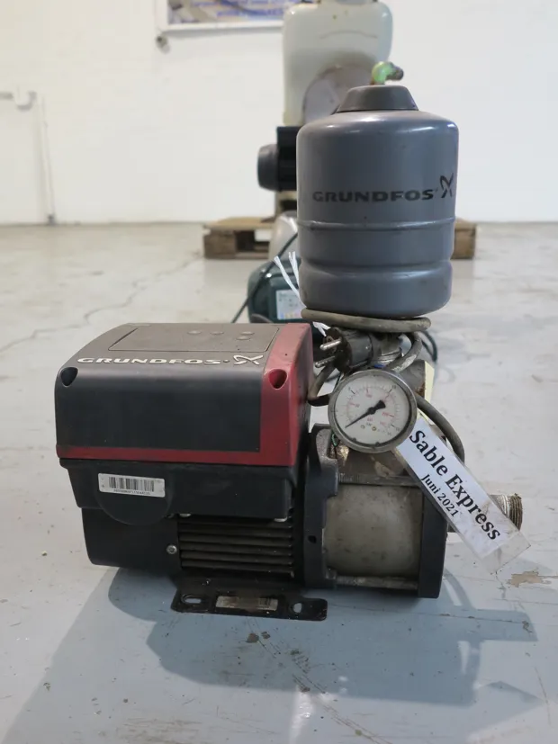 Image 1 of 5 - Grundfos - CMBE 3-62