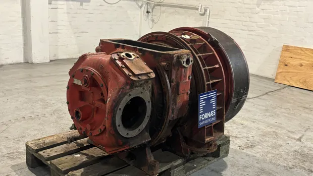 Image 2 of 8 - ABB - VTR254-11