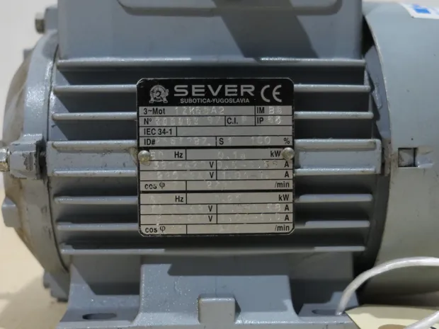 Image 3 of 3 - Server - 1ZK63 A2