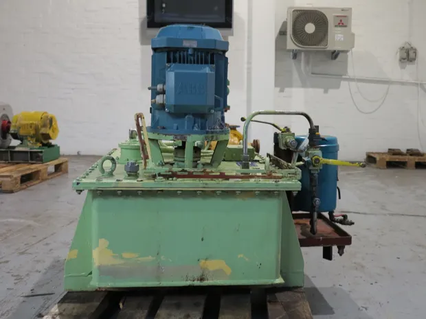 Image 4 of 6 - HS296