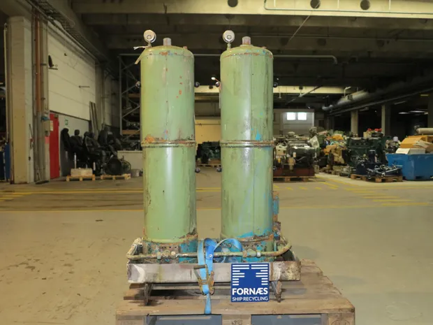 Image 3 of 5 - CJC - 27/108 - No info on the plate