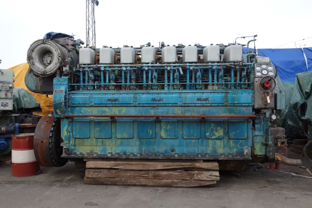 Image 1 of 6 - MaK - 8Mu 452 AK