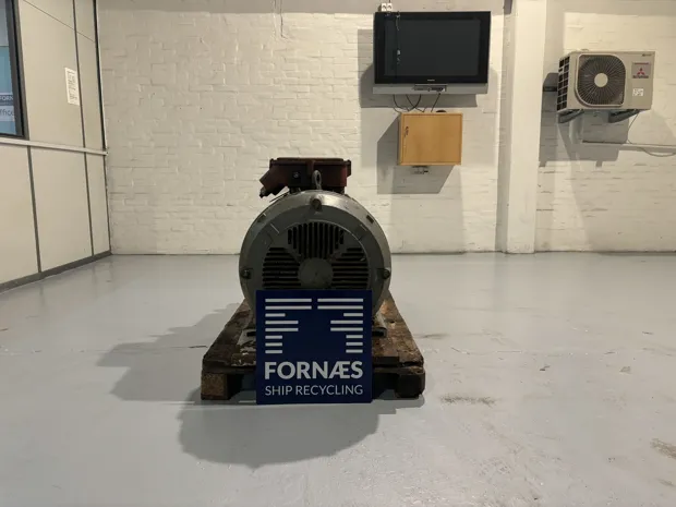 Image 3 of 10 - HP965