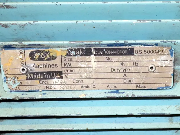 Image 3 of 4 - Desmi - D890