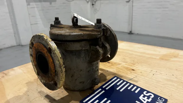 Image 2 of 8 - FI109