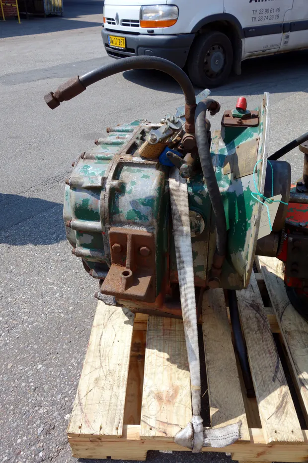 Image 3 of 7 - SCG - MRF 700