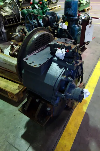 Image 6 of 7 - Twin Disc - MG 5111V