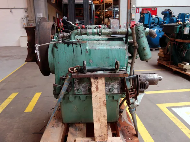 Image 6 of 8 - Guascor - RV 300