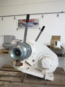 Small winch