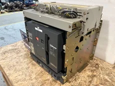 Merlin Gerin -  Masterpact