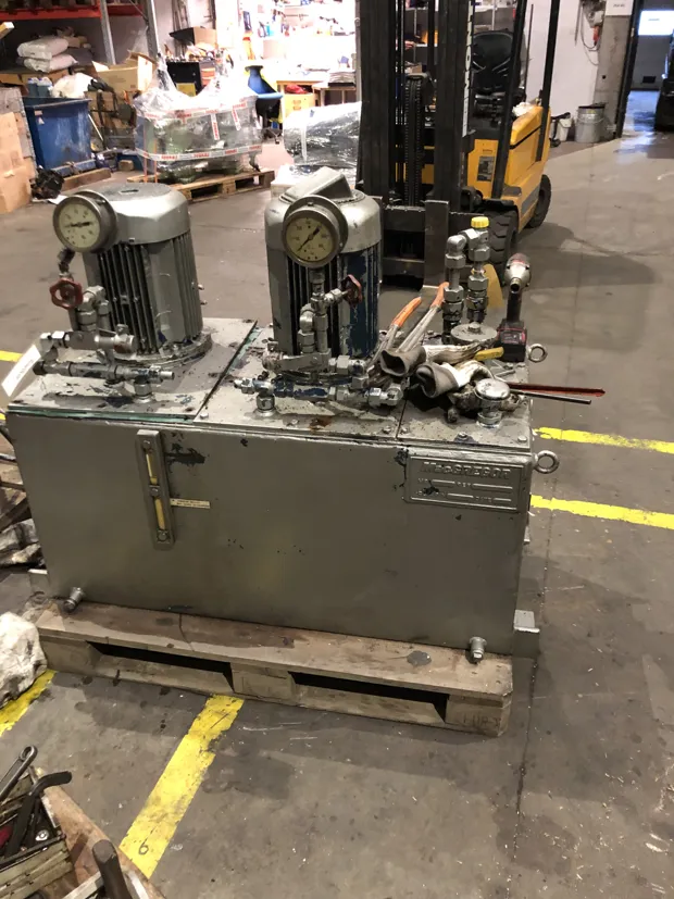 Image 2 of 7 - HS110