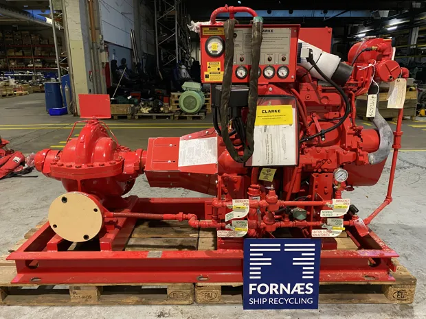 Image 6 of 9 - John Deere - 4045