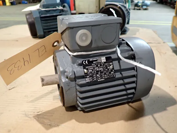 Image 1 of 2 - VEM - K21R 71 G6