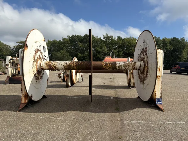 Image 1 of 8 - ND390