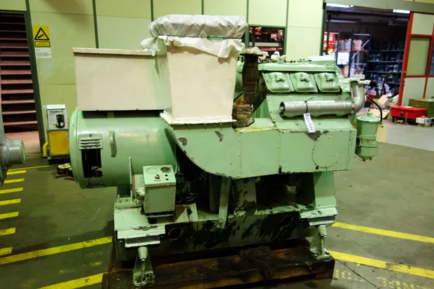 Image 1 of 4 - Deutz