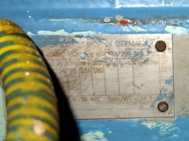 Image 4 of 5 - Siemens - 1LA6 283-4SA80Z 280M