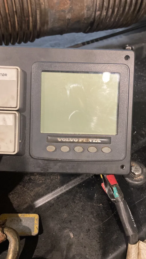 Image 7 of 10 - Volvo Penta - D12D-C MH