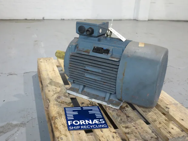 Image 1 of 4 - Dutchi - DM1 180 L6