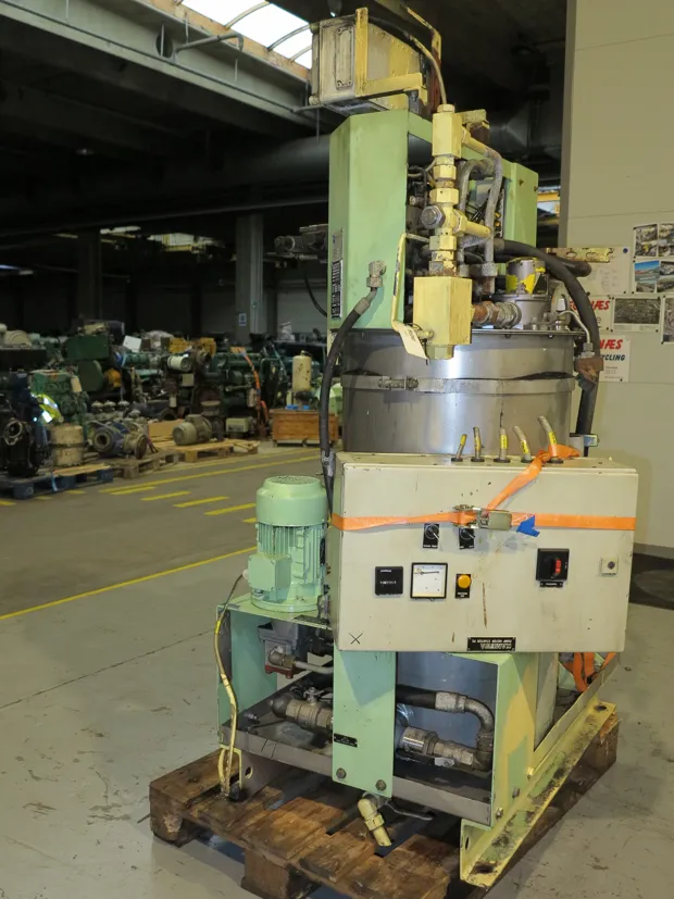 Image 2 of 8 - HS294