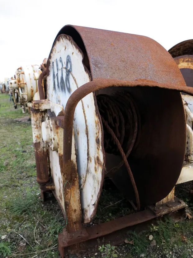 Image 2 of 3 - Winch