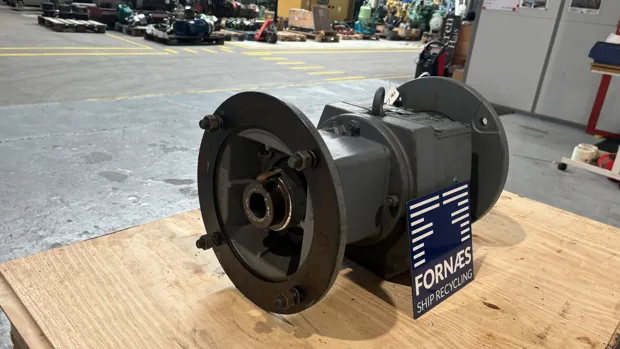 Image 5 of 9 - SEW-EURODRIVE - RF87 AM160