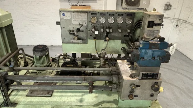 Image 5 of 13 - HS324