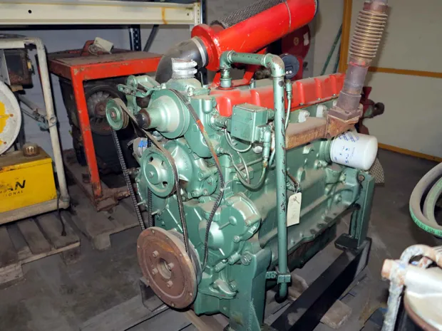 Image 3 of 4 - Ford - 6 cyl. whitout turbo