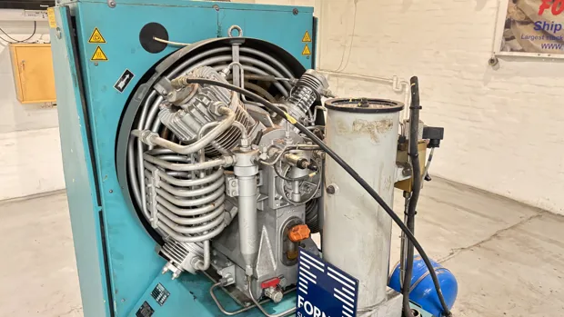 Image 7 of 12 - Bauer - KAP150-11-5