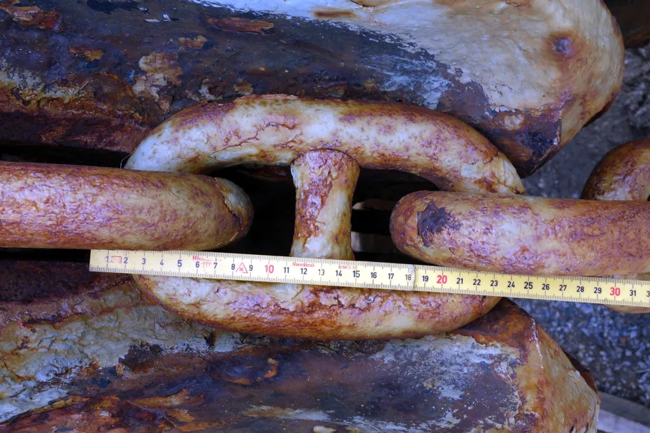 Image 4 of 5 - Anchor/Mooring winch