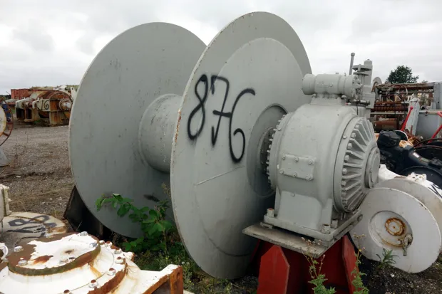 Image 1 of 3 - Trawl winch