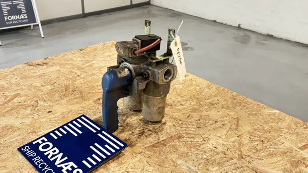 Image 2 of 7 - Mahle - PI 2105-58 NBR