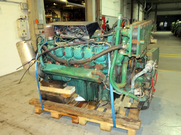 Image 2 of 11 - Mercedes - OM 424