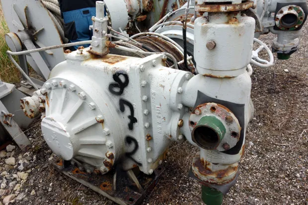 Image 1 of 4 - Trawl winch