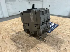 Merlin Gerin	 -  Compact