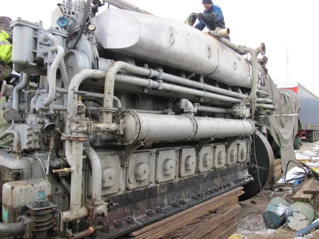 Image 1 of 5 - MaK - 8M 452 AK