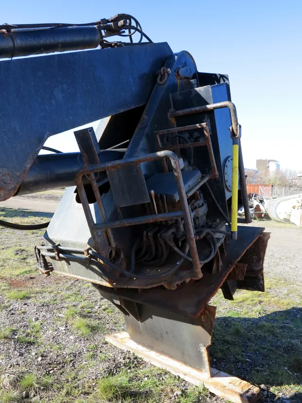 Image 6 of 8 - Mobbådkran